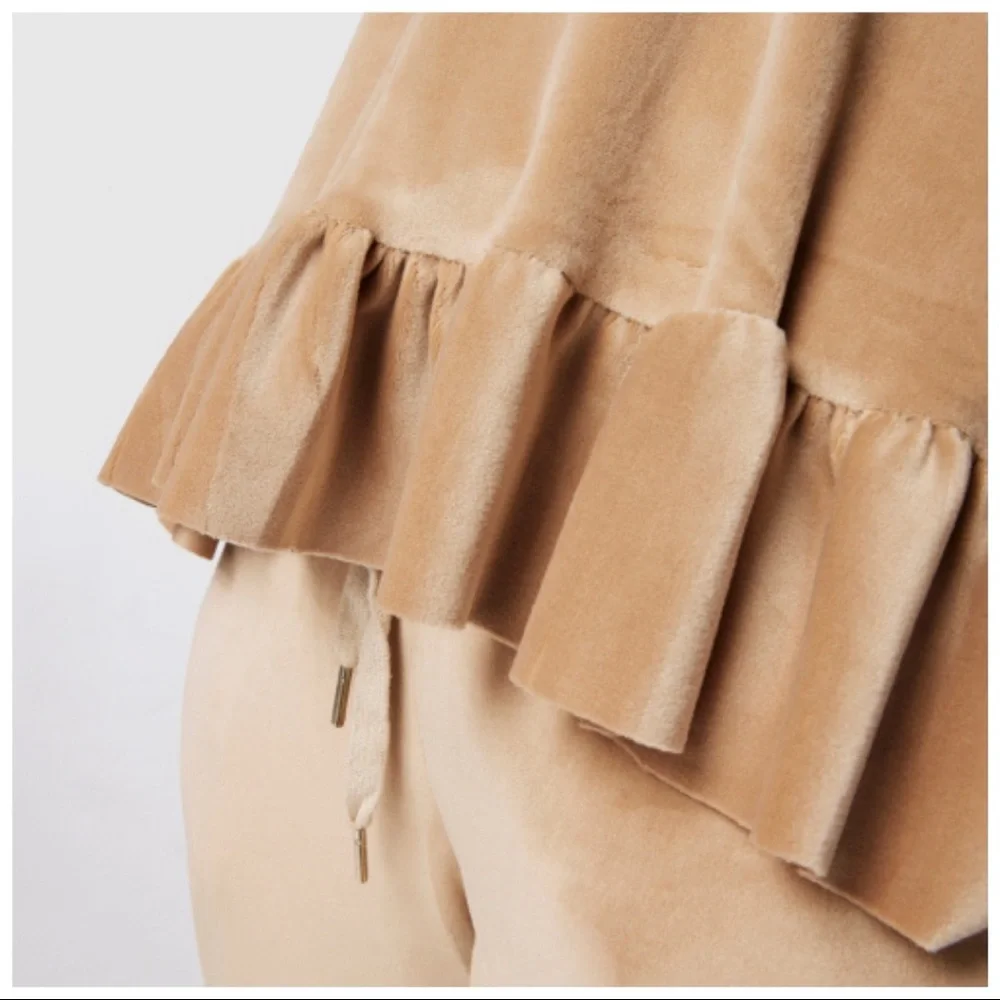 🎉 HP 🖤 Bella Velvety Soft and Chic Hooded Pullover NWT - Picture 5 of 6